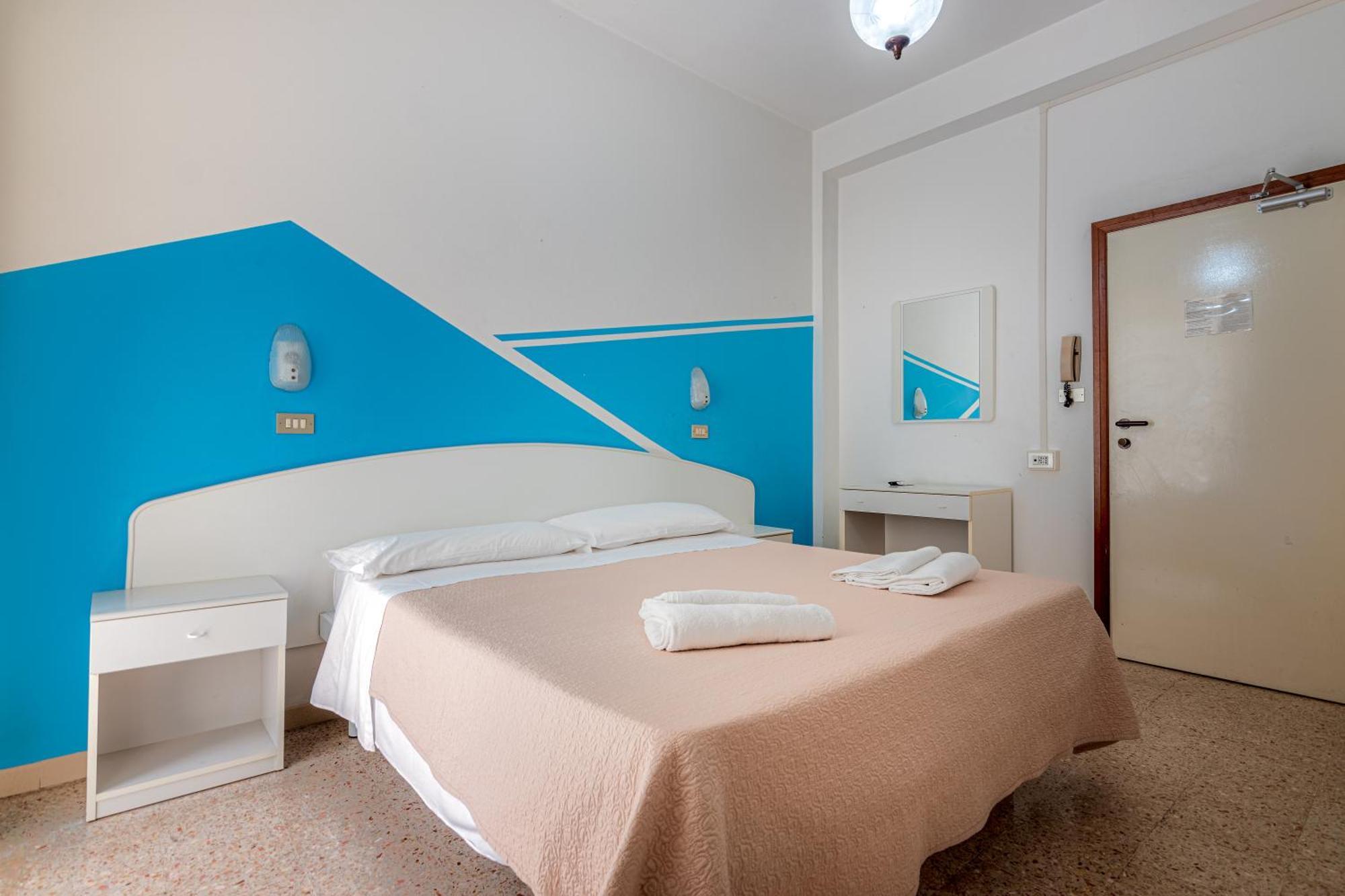 Hotel Serafini 里米尼 外观 照片