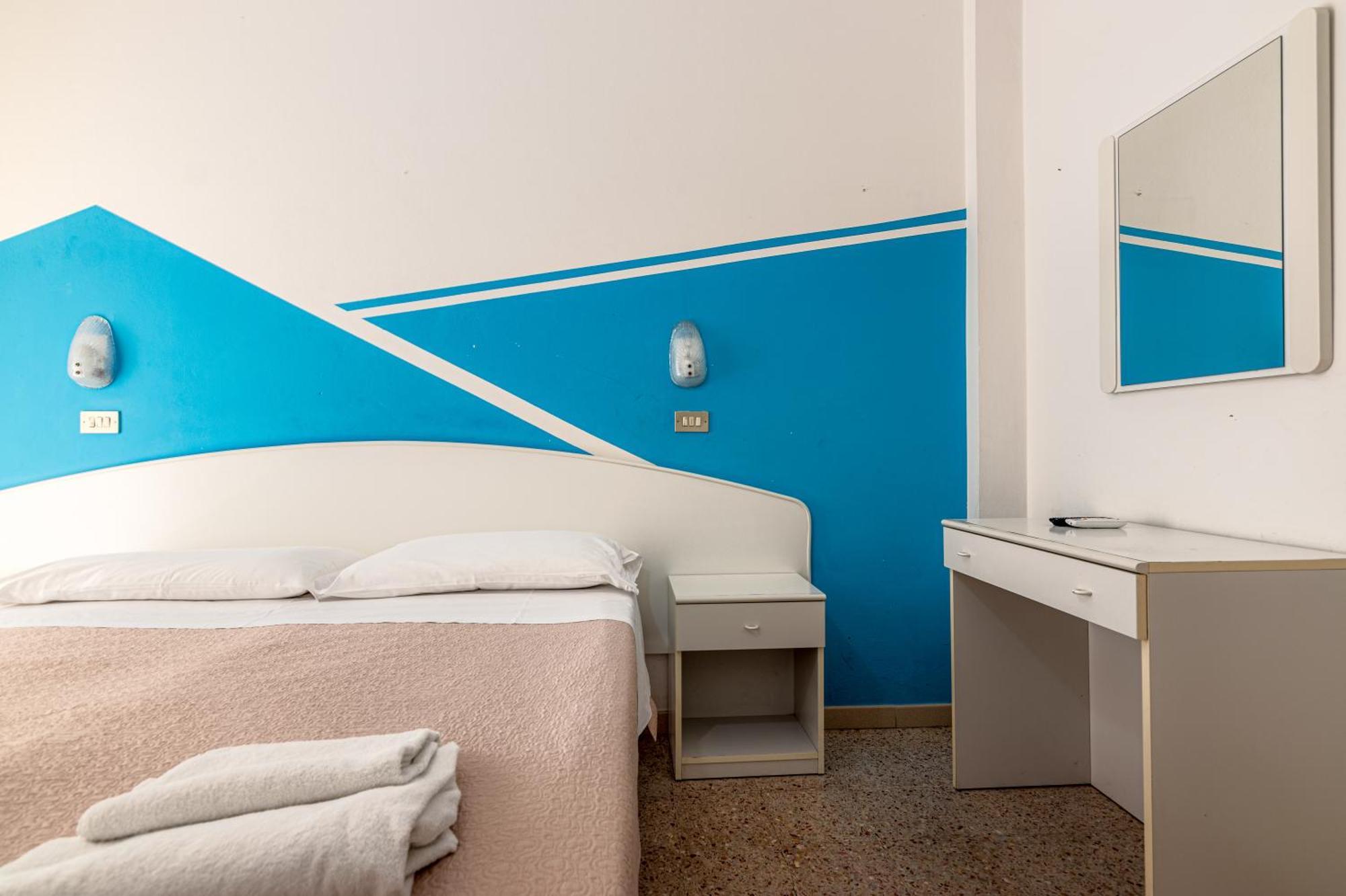 Hotel Serafini 里米尼 外观 照片