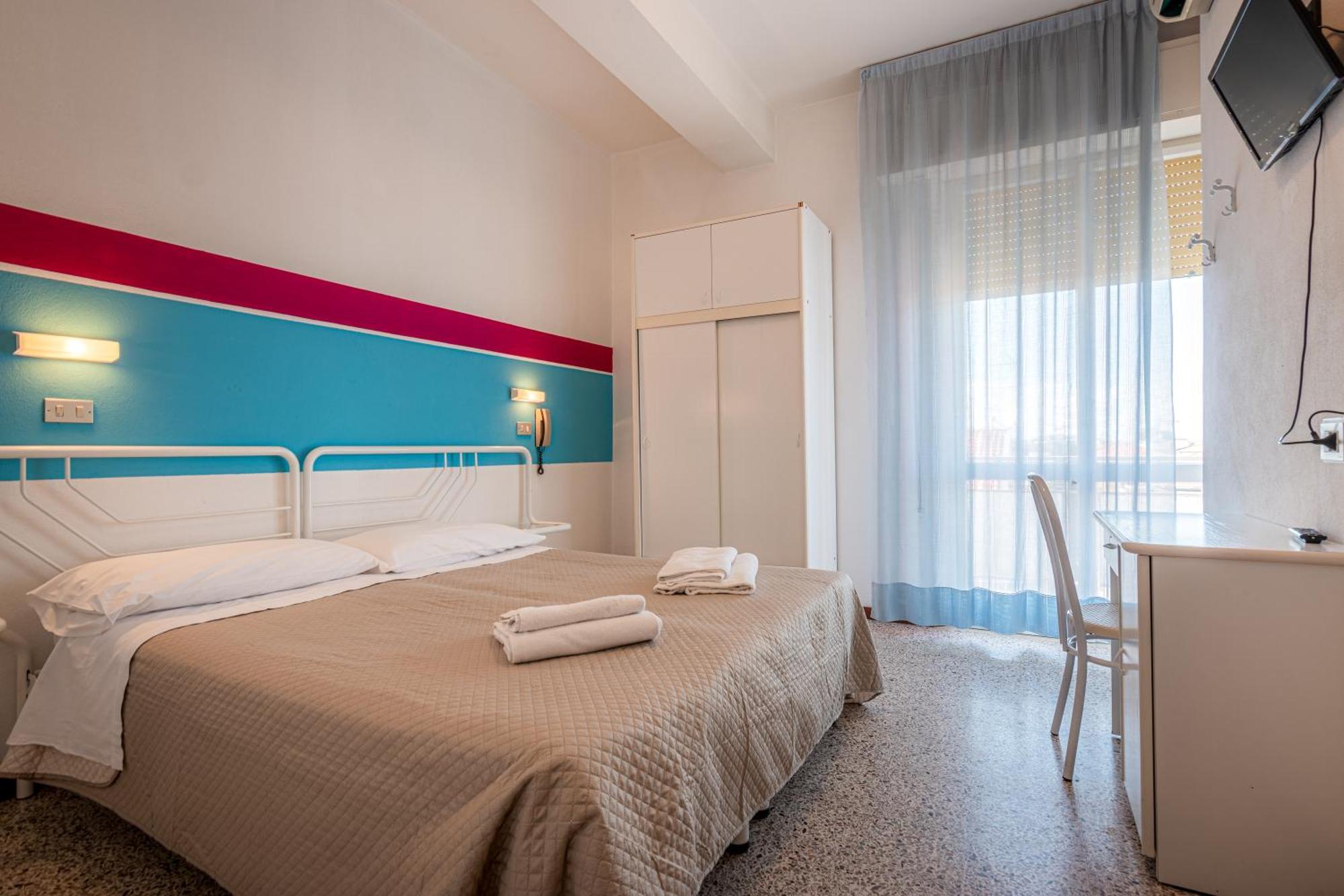 Hotel Serafini 里米尼 外观 照片